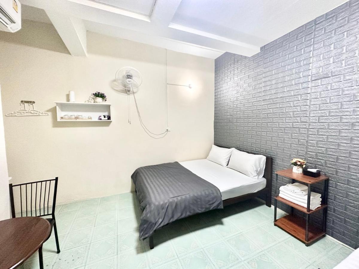 PD Hostel Bangkok Buitenkant foto