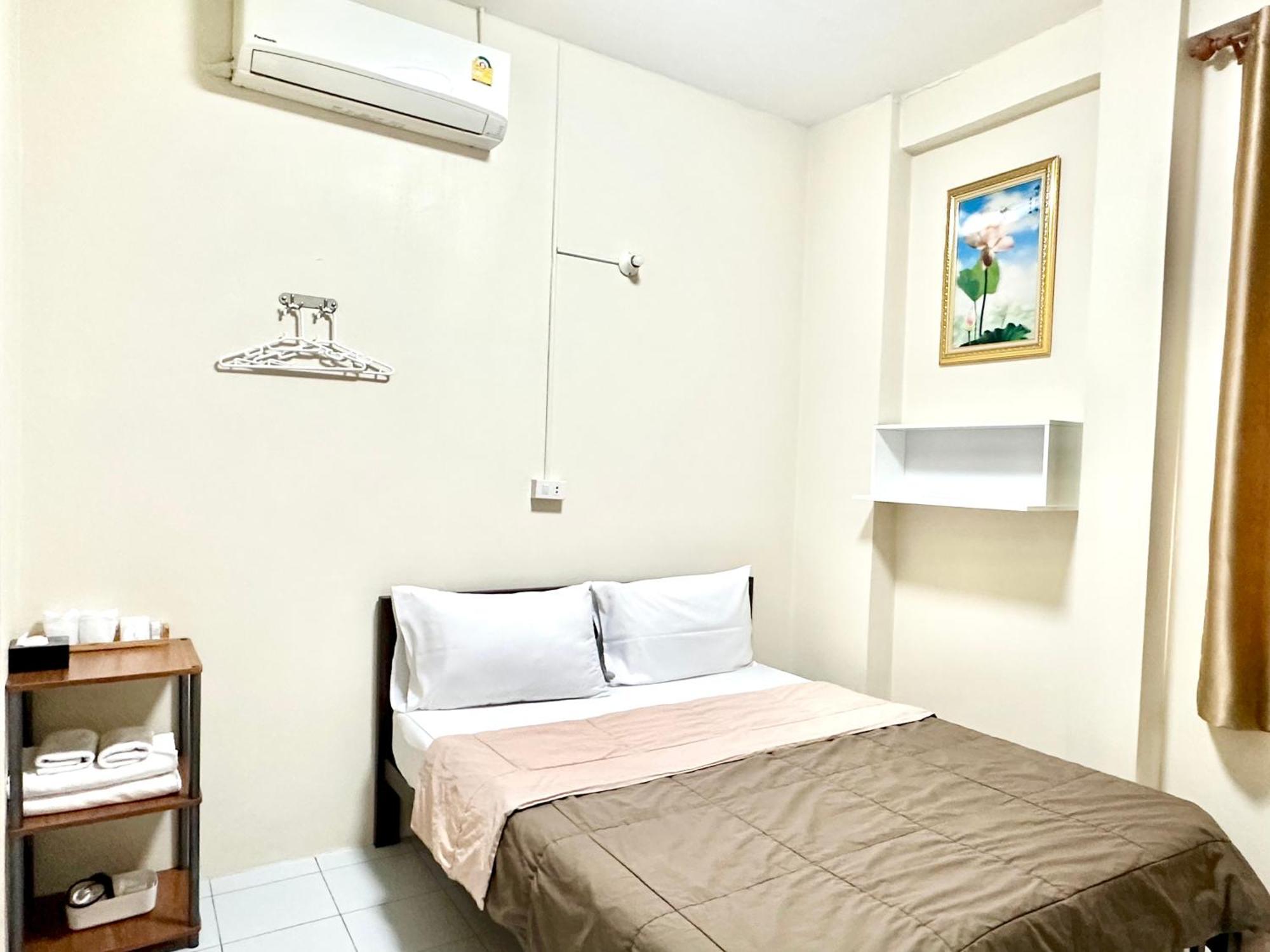 PD Hostel Bangkok Buitenkant foto