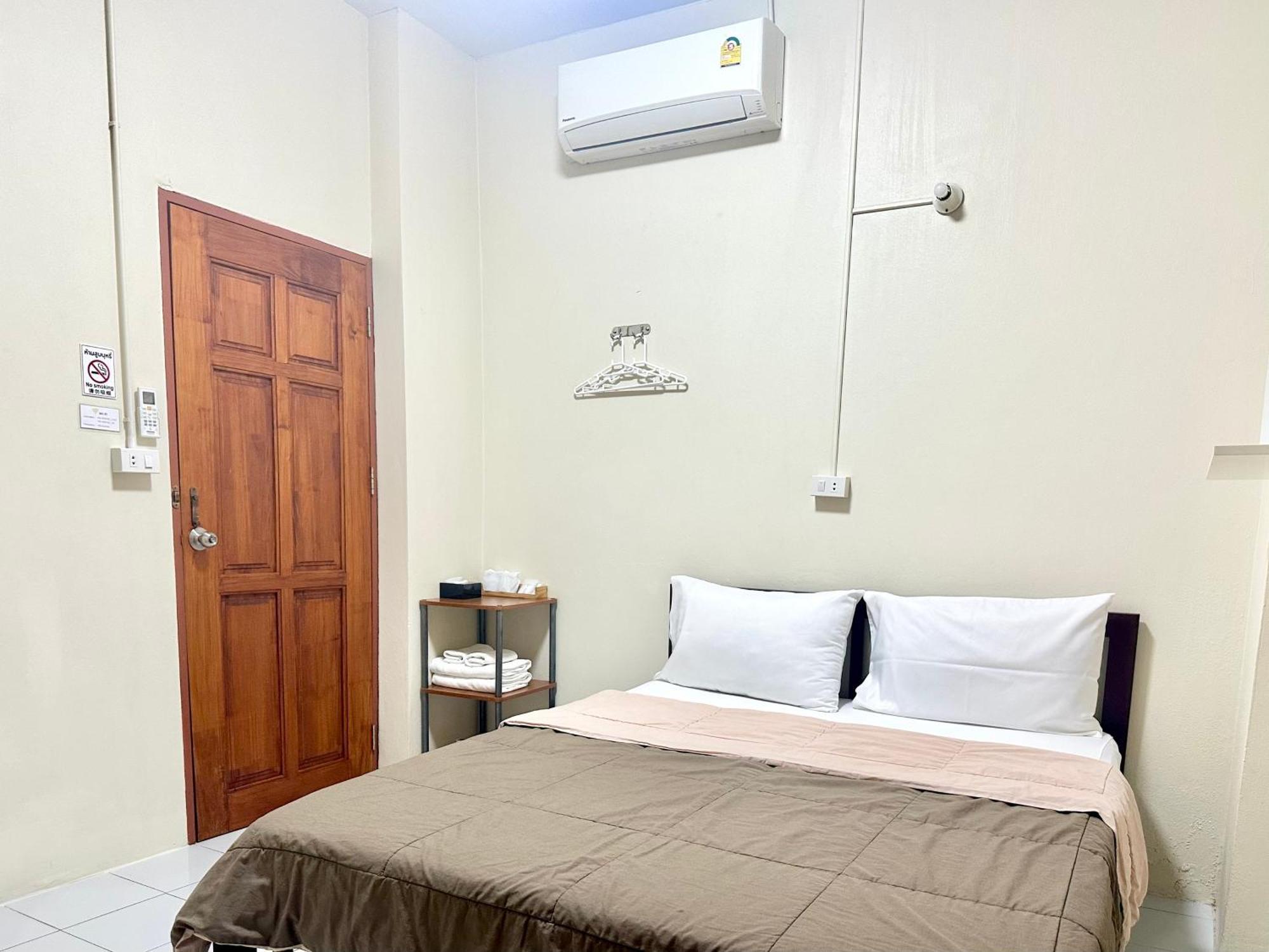 PD Hostel Bangkok Buitenkant foto