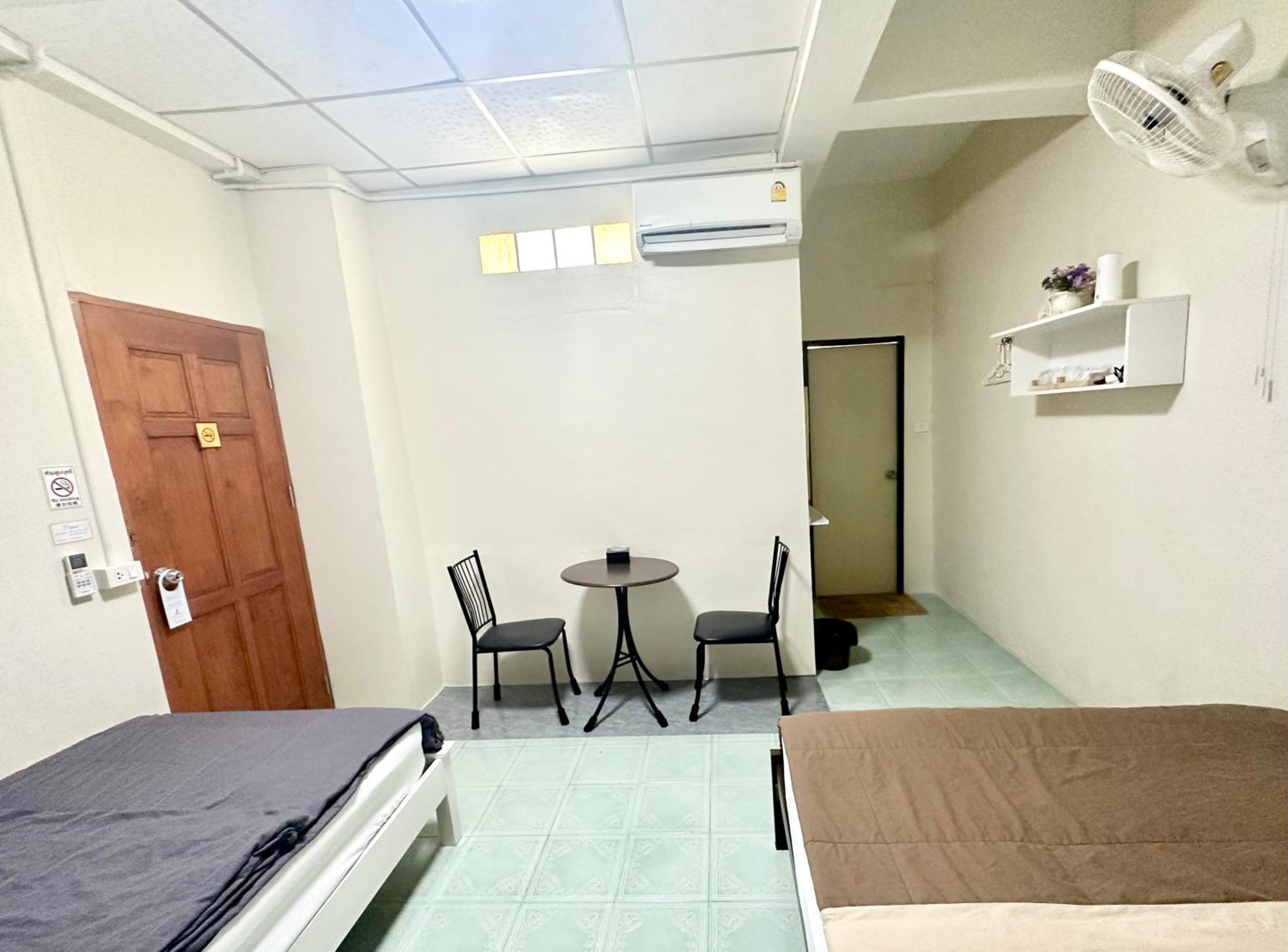 PD Hostel Bangkok Buitenkant foto